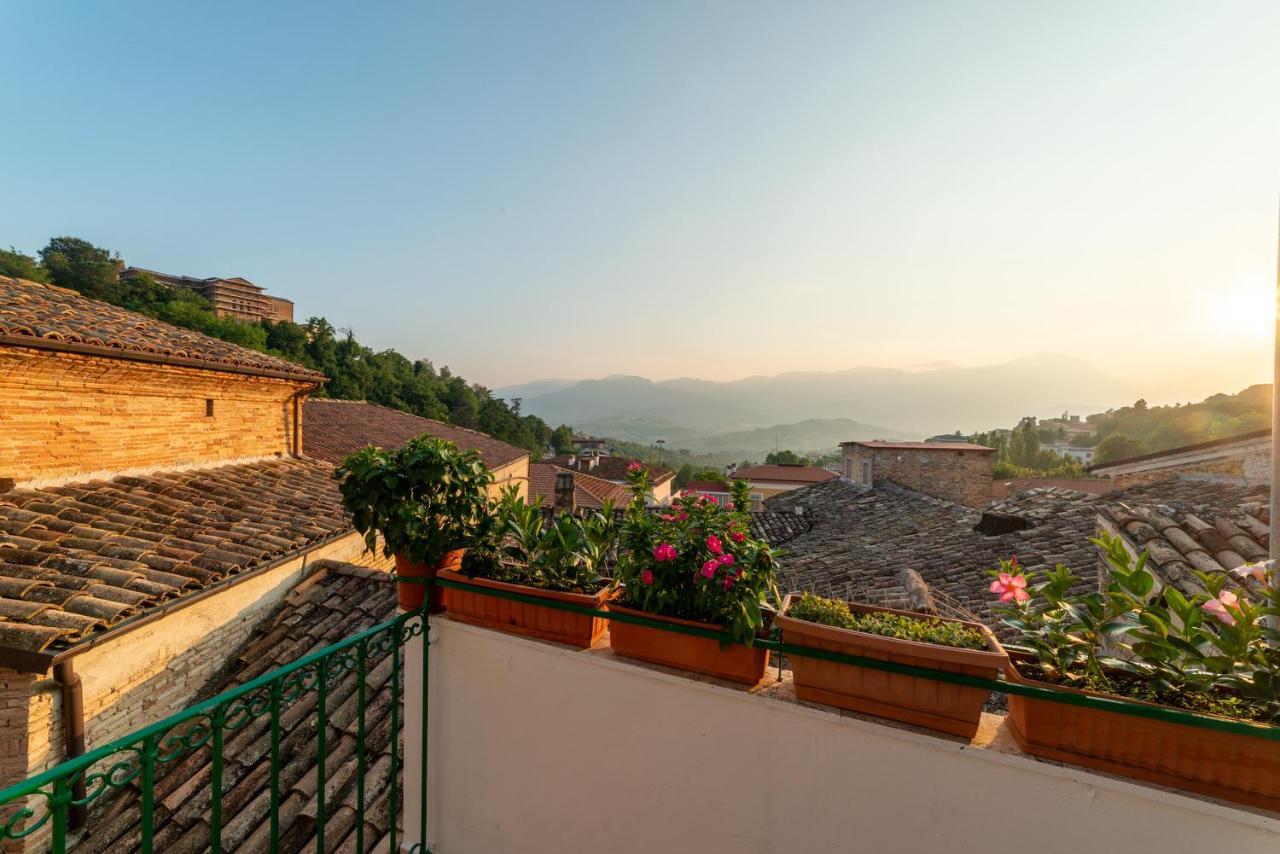 Nel Vicolo Luxury B&B Penne ภายนอก รูปภาพ